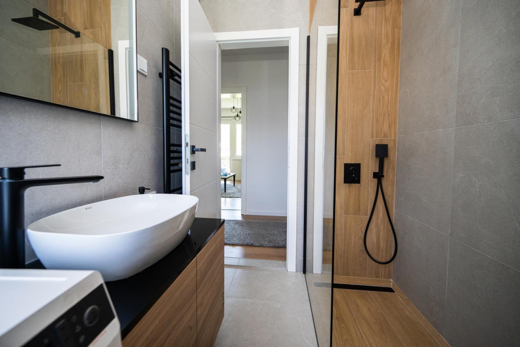 Bright 2Bdr Apartment With Balcony - Free Parking Sarajewo Zewnętrze zdjęcie