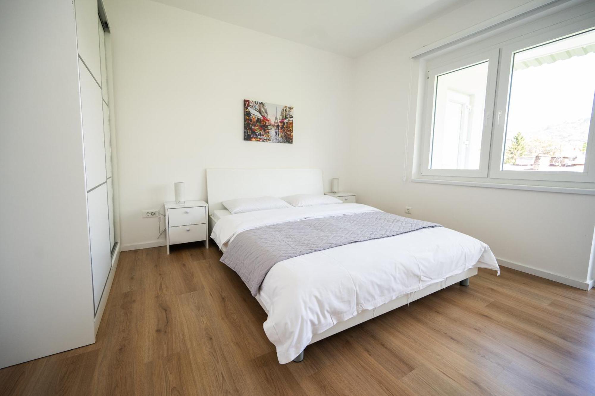 Bright 2Bdr Apartment With Balcony - Free Parking Sarajewo Zewnętrze zdjęcie